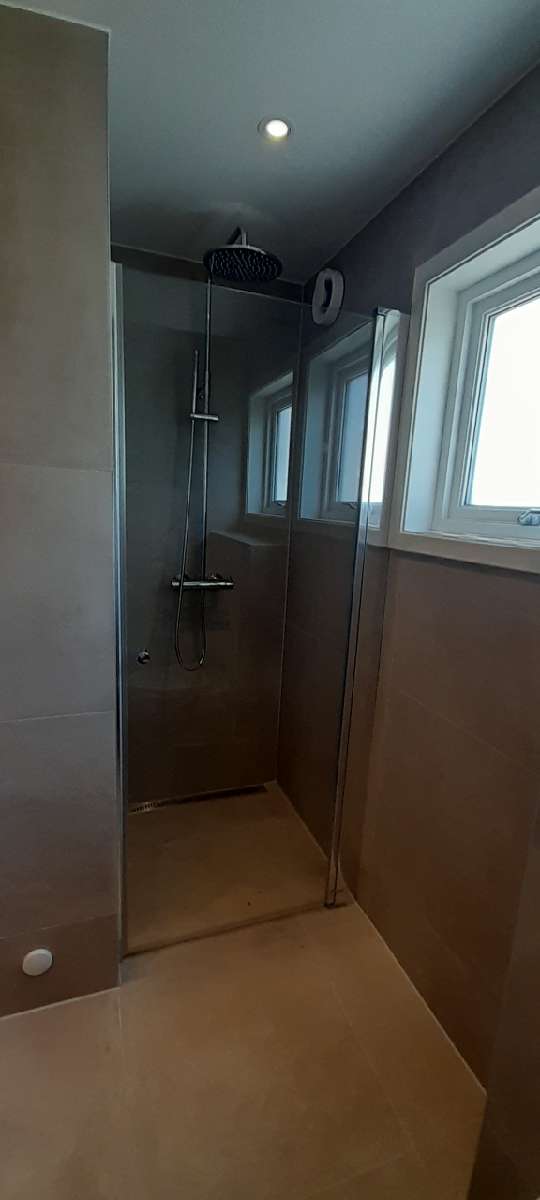 Fliser i dusjen fra Modena